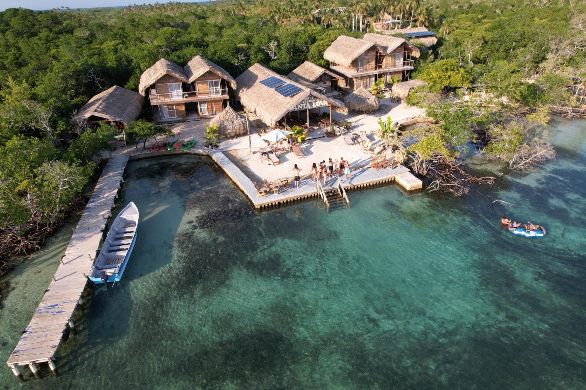Santa Lova Eco-Hostel Isla Tintipan Tintipan Island 외부 사진