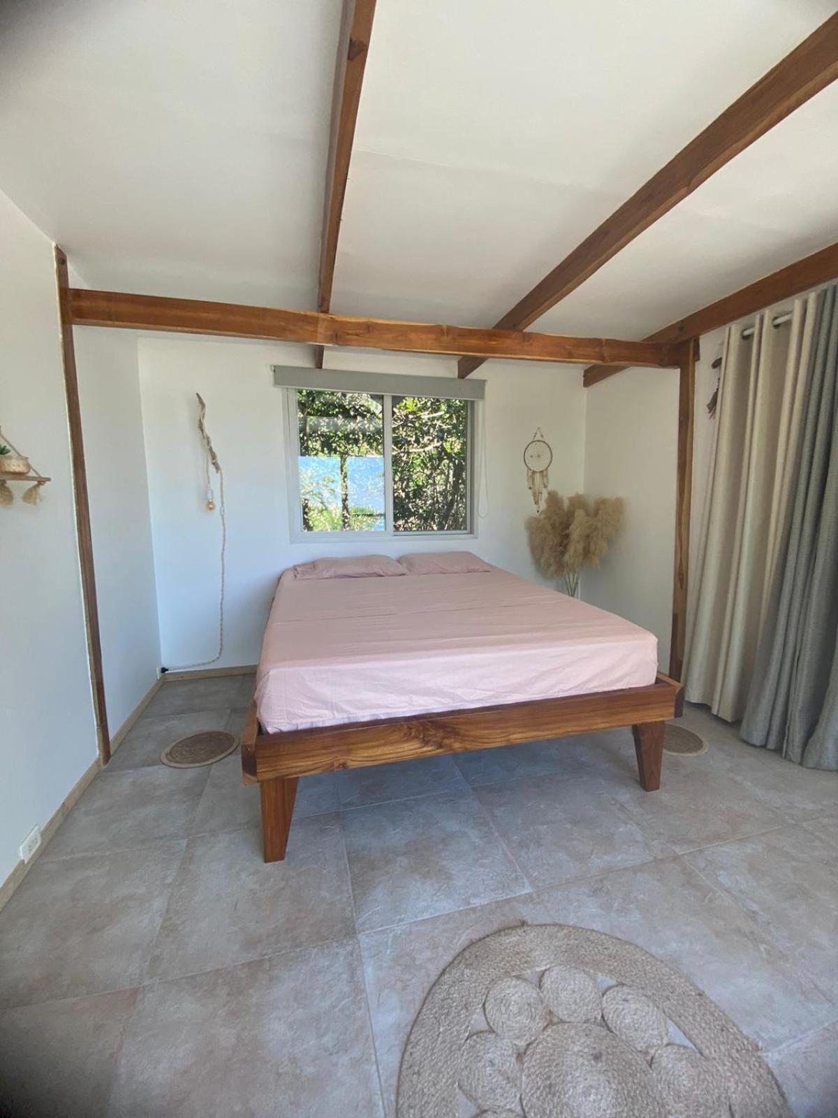Santa Lova Eco-Hostel Isla Tintipan Tintipan Island 외부 사진