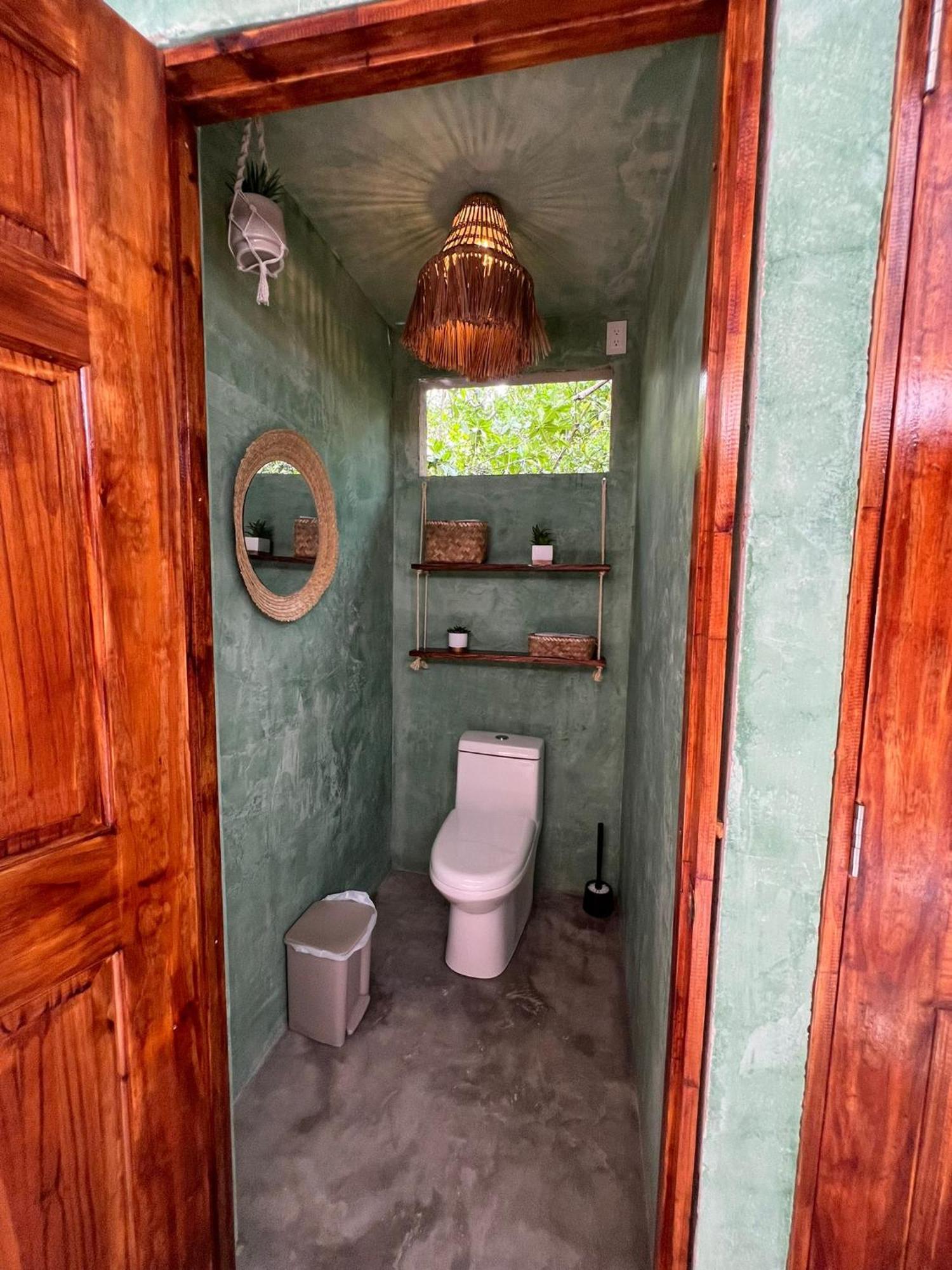 Santa Lova Eco-Hostel Isla Tintipan Tintipan Island 외부 사진